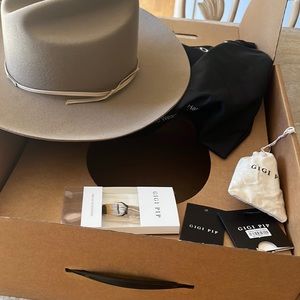 Gigi Pip Flat rimmed Cowboy hat, brand new never worn size 57